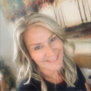 Meet your Posher, Stacey